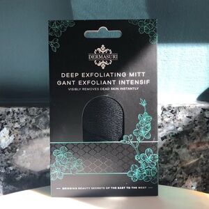 Dermasuri Deep Exfoliating Mitt - Black